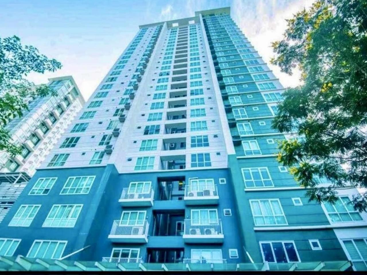 Abreeza Studio Suite 2321 - Pool, Wifi, City View, Washer, Ac, Netflix, Mall Davao Stadt Exterior foto