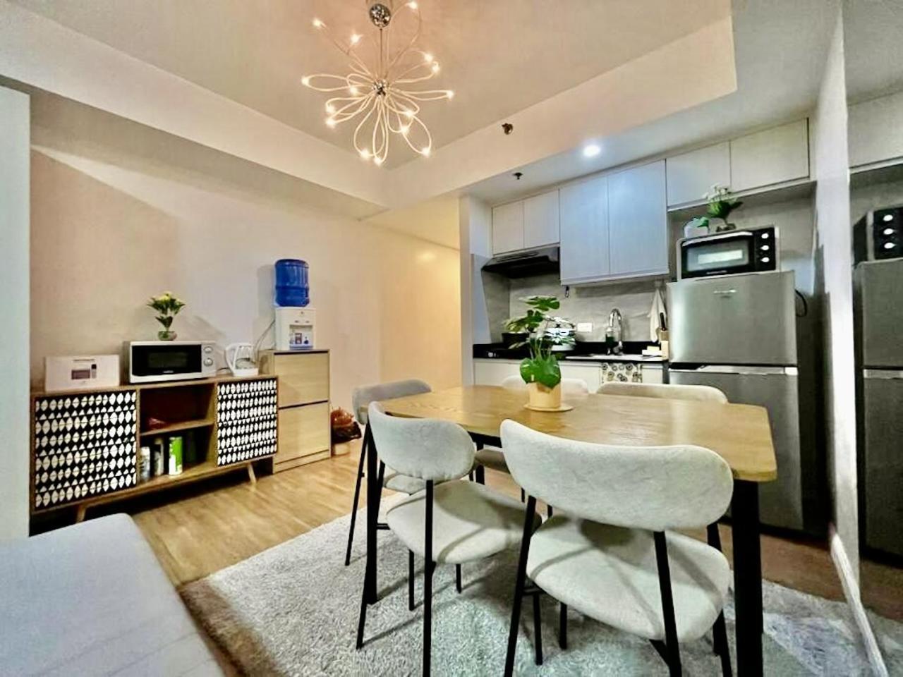 Abreeza Studio Suite 2321 - Pool, Wifi, City View, Washer, Ac, Netflix, Mall Davao Stadt Exterior foto