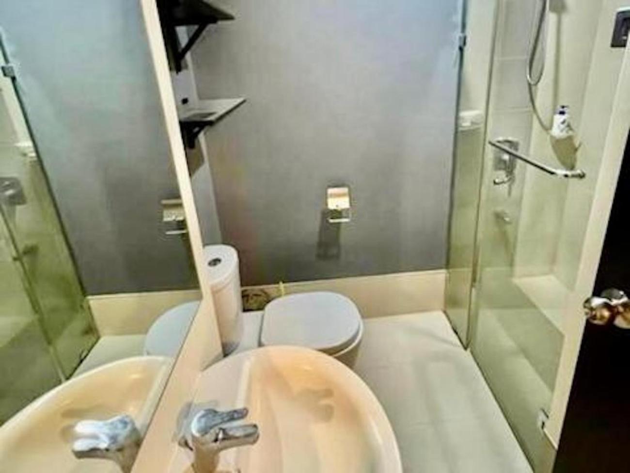 Abreeza Studio Suite 2321 - Pool, Wifi, City View, Washer, Ac, Netflix, Mall Davao Stadt Exterior foto